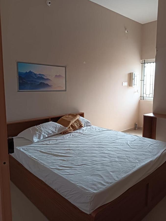 Karumattampatti Surathi Enclave Standard Rooms מראה חיצוני תמונה