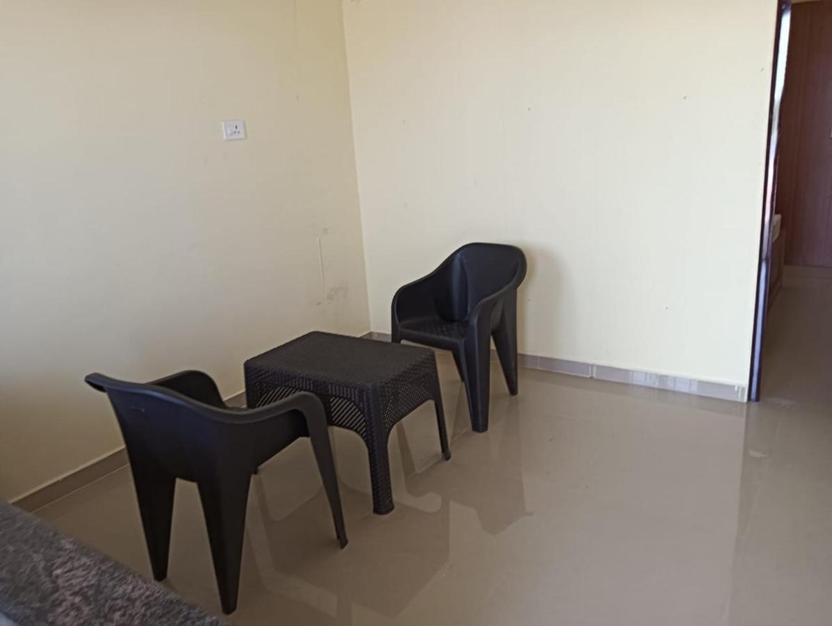 Karumattampatti Surathi Enclave Standard Rooms מראה חיצוני תמונה